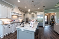 10293-Creekside-Lorena-TX-large-009-007-PIS-2967-1499x1000-72dpi